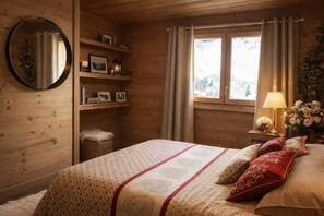 5 bedrooms, iron/ironing board, travel cot, free WiFi - YAKUSH CHALET NEAR CENTER 12 PEOPLE  (Saint-François-Longchamp)