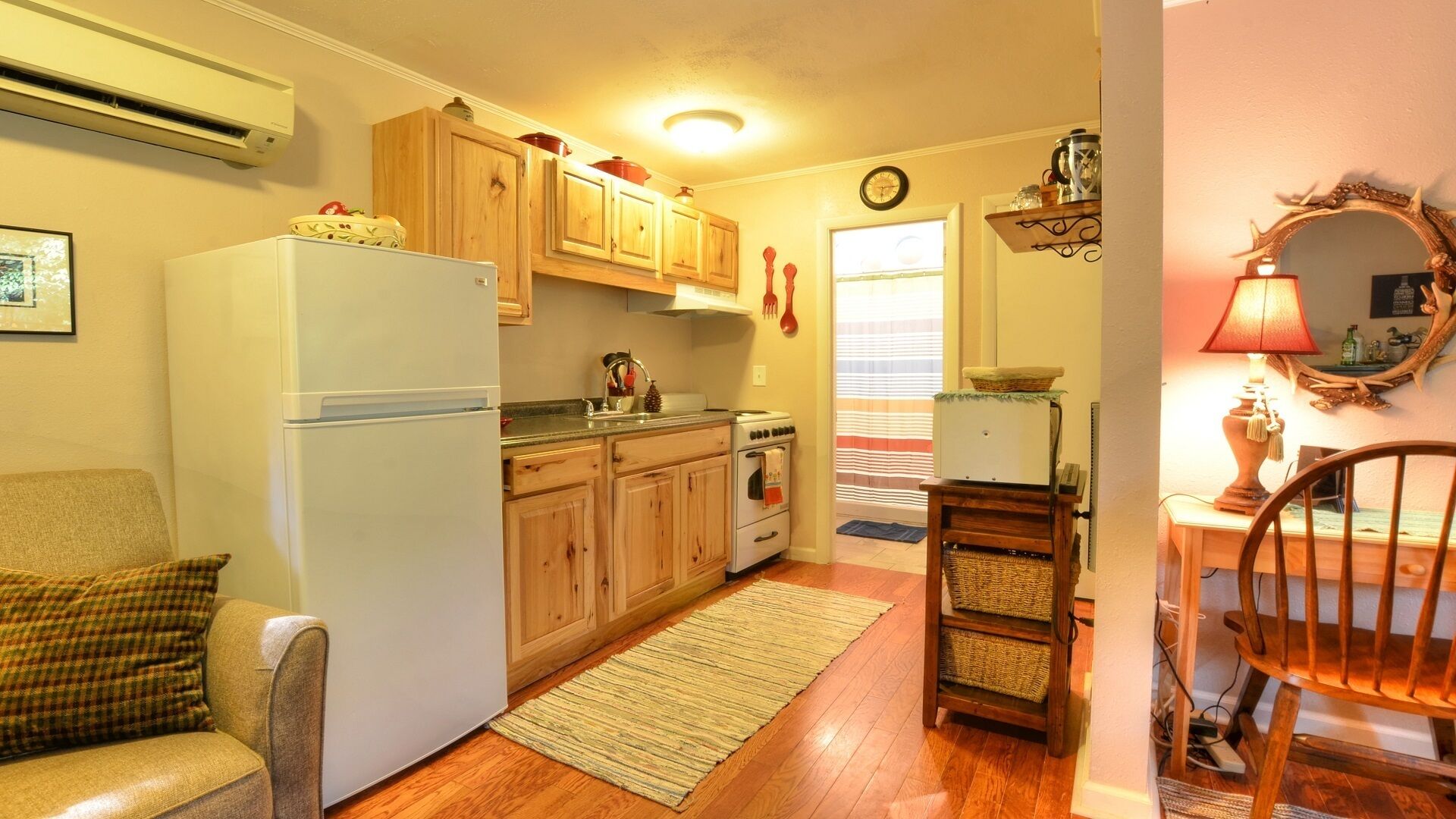 Pet Friendly! Rustic Ridge Retreat