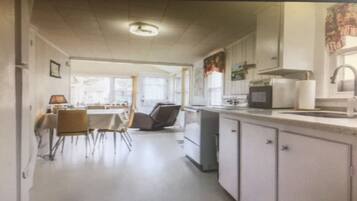 Fridge, microwave, coffee/tea maker, toaster