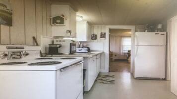 Fridge, microwave, coffee/tea maker, toaster