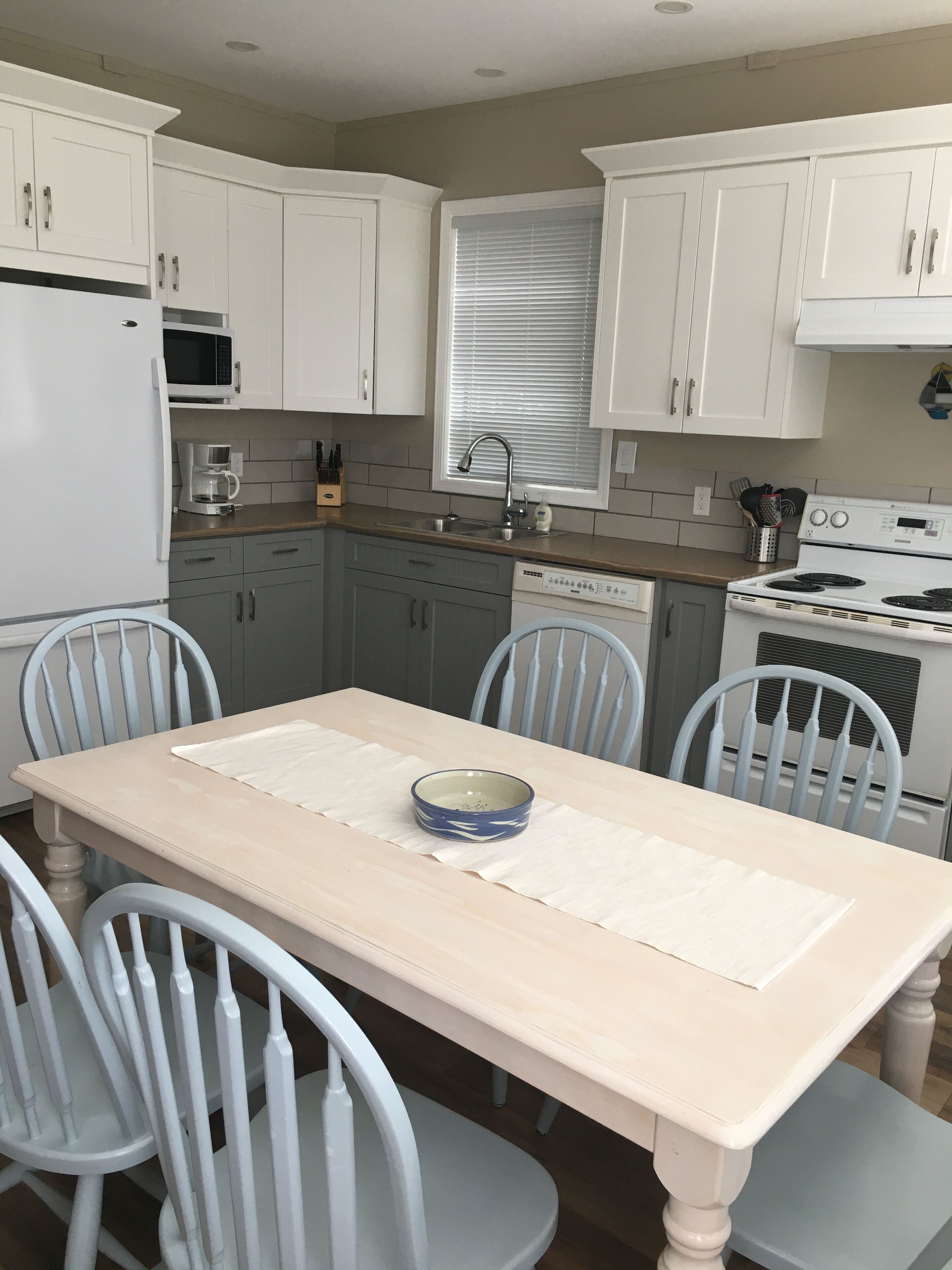 Sailing Suite on the Sunny Shuswap!