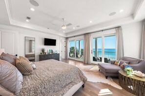 5 bedrooms, iron/ironing board, WiFi, bed sheets