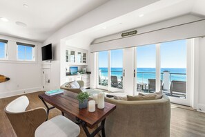 Flat-screen TV, fireplace, video games, DVD player