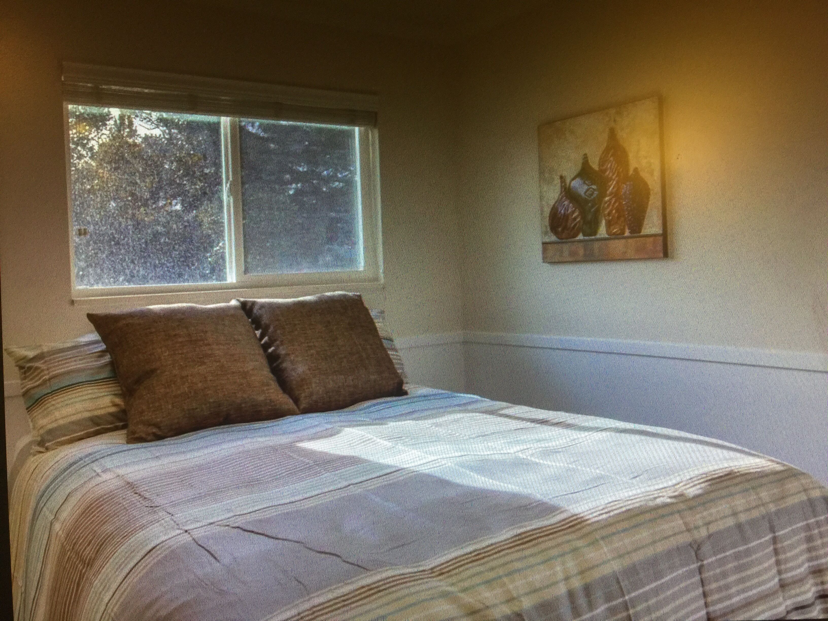 Exceptional House with Hot Tub, Close to Ski Resorts, Sleeps 10,  4BR/2BA