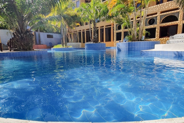 Piscine couverte, piscine extérieure