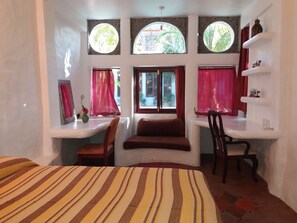 3 bedrooms, desk, iron/ironing board, travel cot