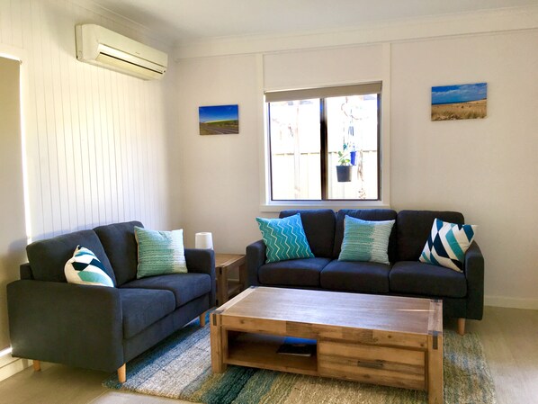 Smart TV, DVD player, books