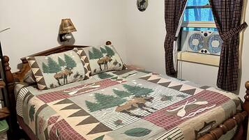 1 bedroom, bed sheets