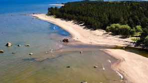 Vlak bij het strand