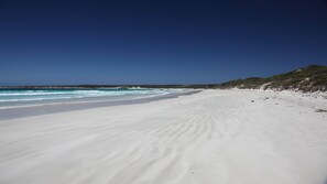 Vlak bij het strand