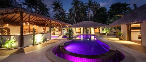 Indoor pool, outdoor pool
