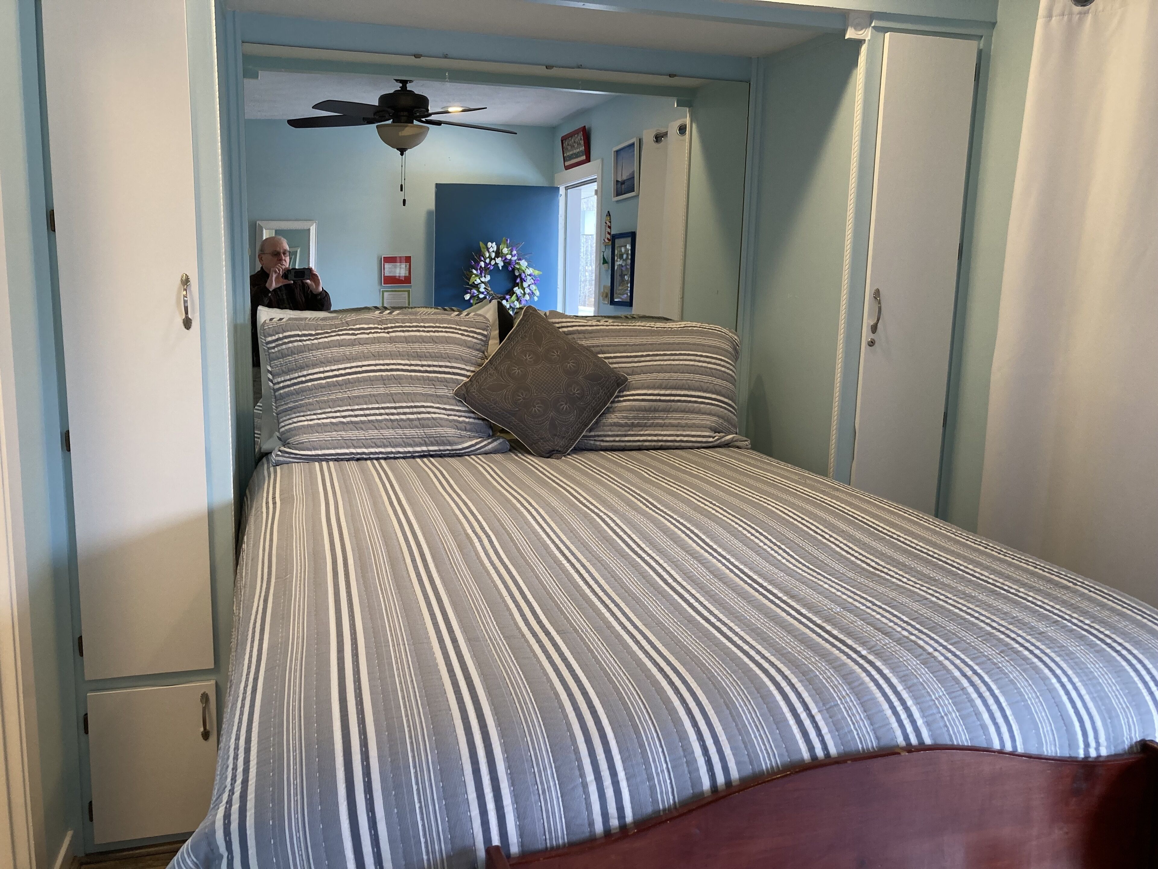 Beautiful Penthouse Condo With Amazing Smith Mountain Lake View