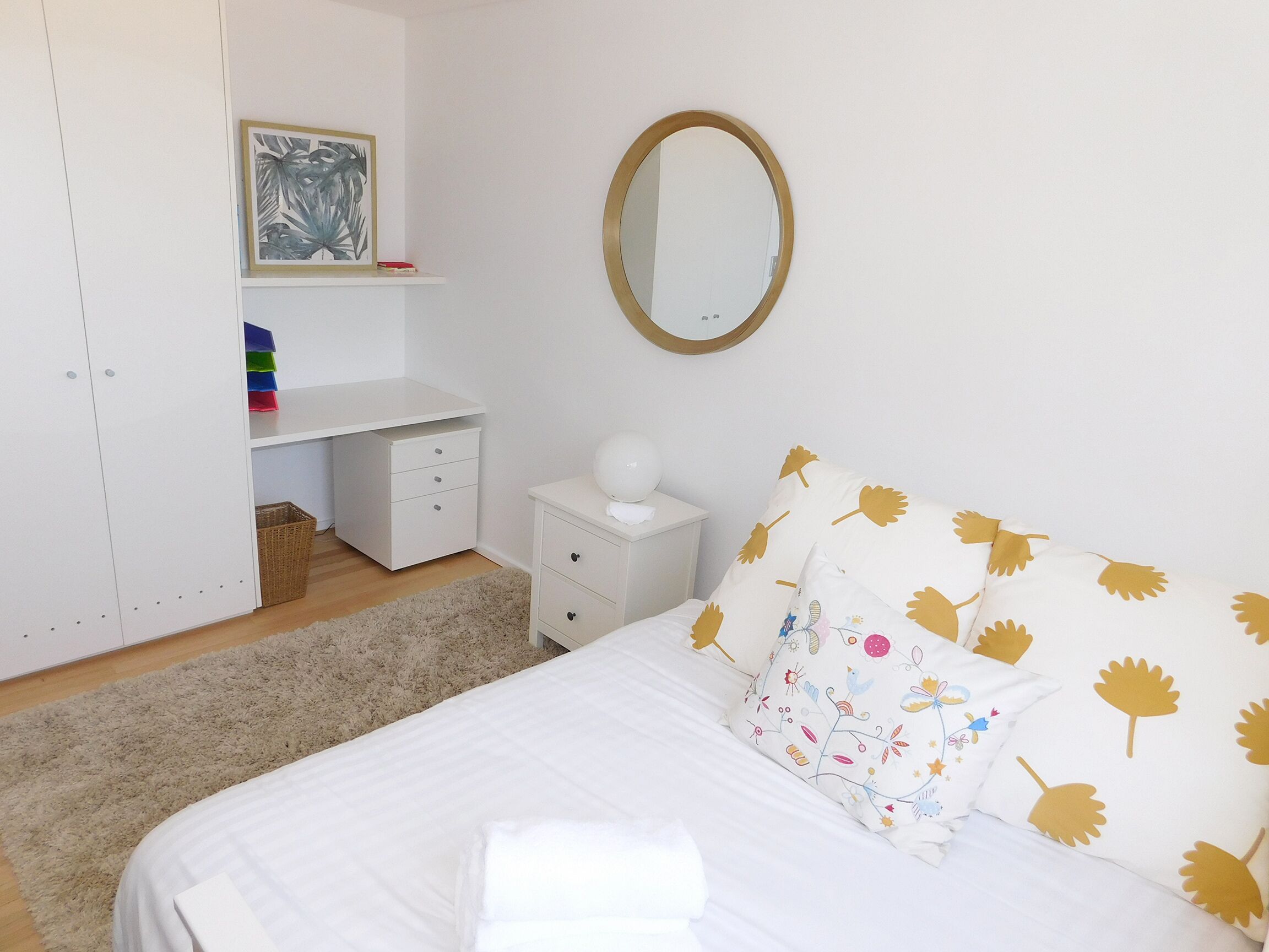 Sweeping Ocean Views - Bondi Beach - 2 bedrooms + parking — image 11