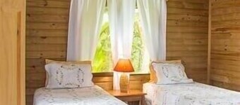 Jungle and river view cabin., lowest nightly rates!!