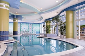 Piscina coperta, piscina all'aperto