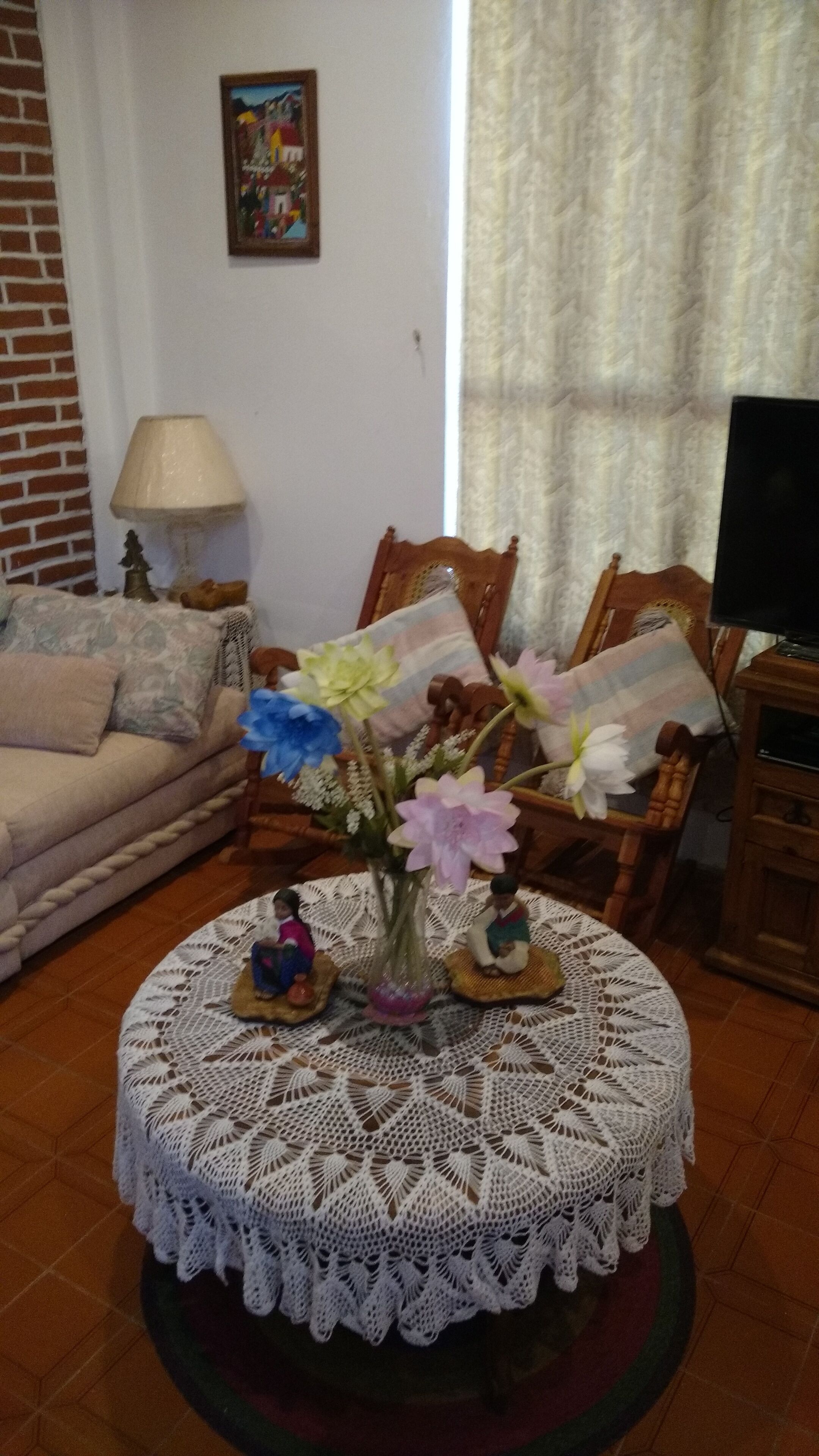 Wonderful Countryside House For Relaxation Or Gatherings. Excellent Location.