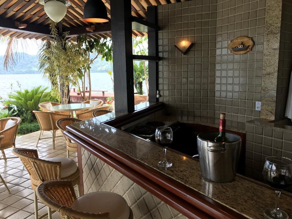 MANSÃO ANGRA DOS REIS - 50 meters FRONT TO THE SEA - HELIPONTO