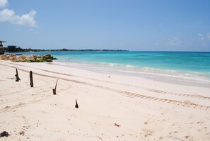 Nær stranden