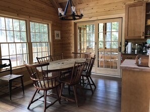 Dining - A vacation destination in Southern Vermont (Wilmington)