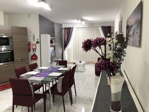 Dining - 1a. Sea View 2 Bed Apartment close to Beach! (Marsascala)