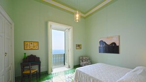 4 Schlafzimmer, Zimmersafe, Bügeleisen/Bügelbrett, kostenloses WLAN