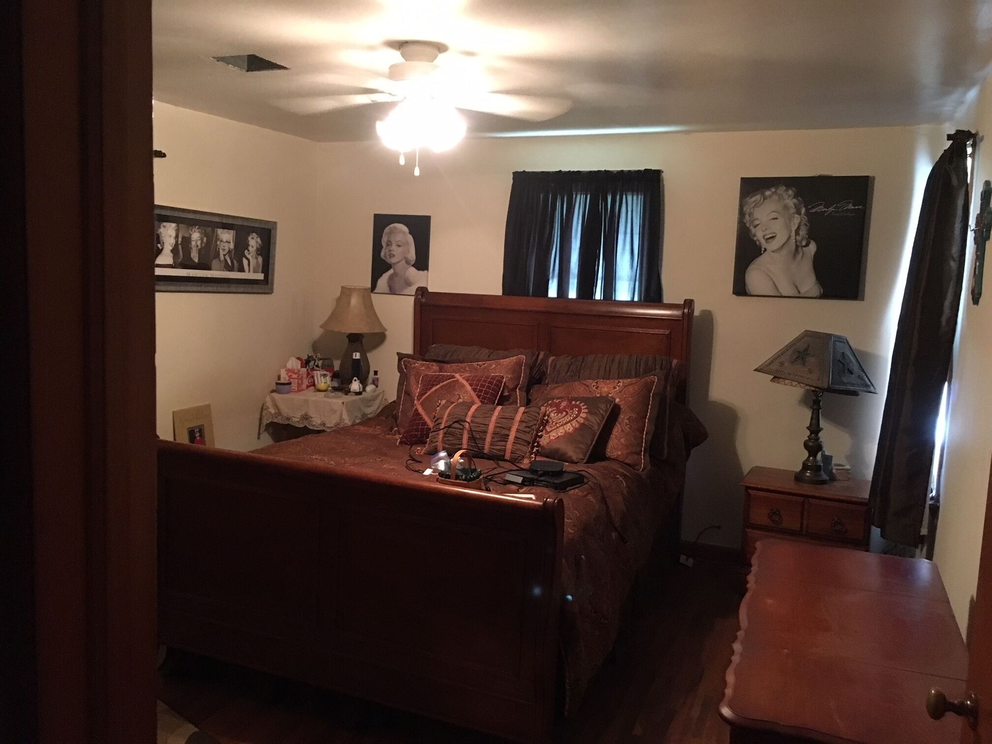 Deb's Country Farm House On The Open North Central Prairie