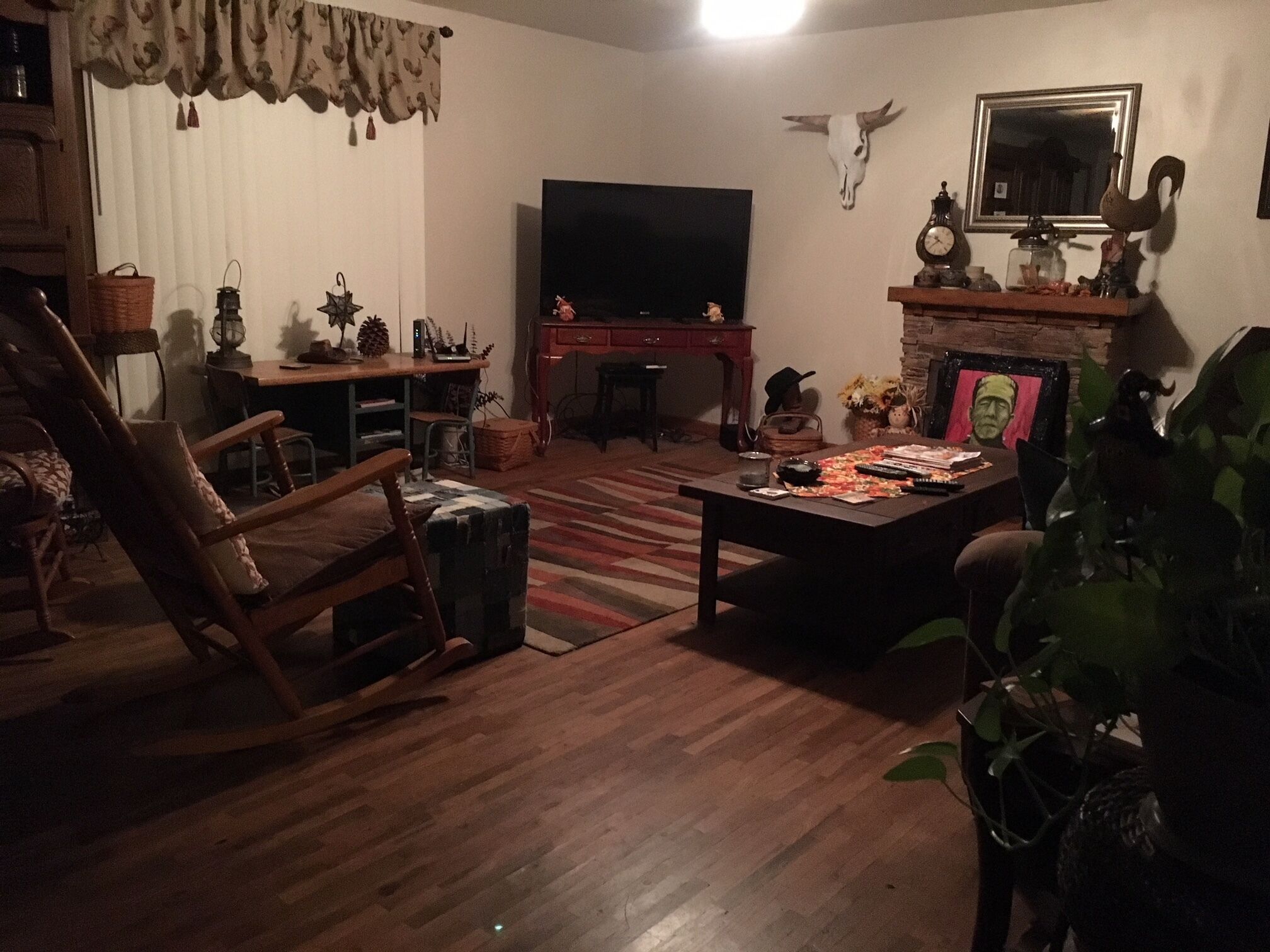 Deb's Country Farm House On The Open North Central Prairie