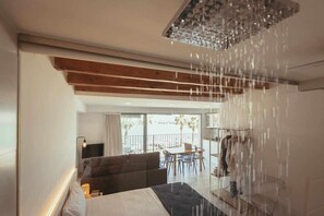 1 chambre, fer et planche à repasser, lit parapluie, Wi-Fi gratuit