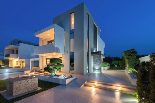 Villa Elena mit privatem Pool   