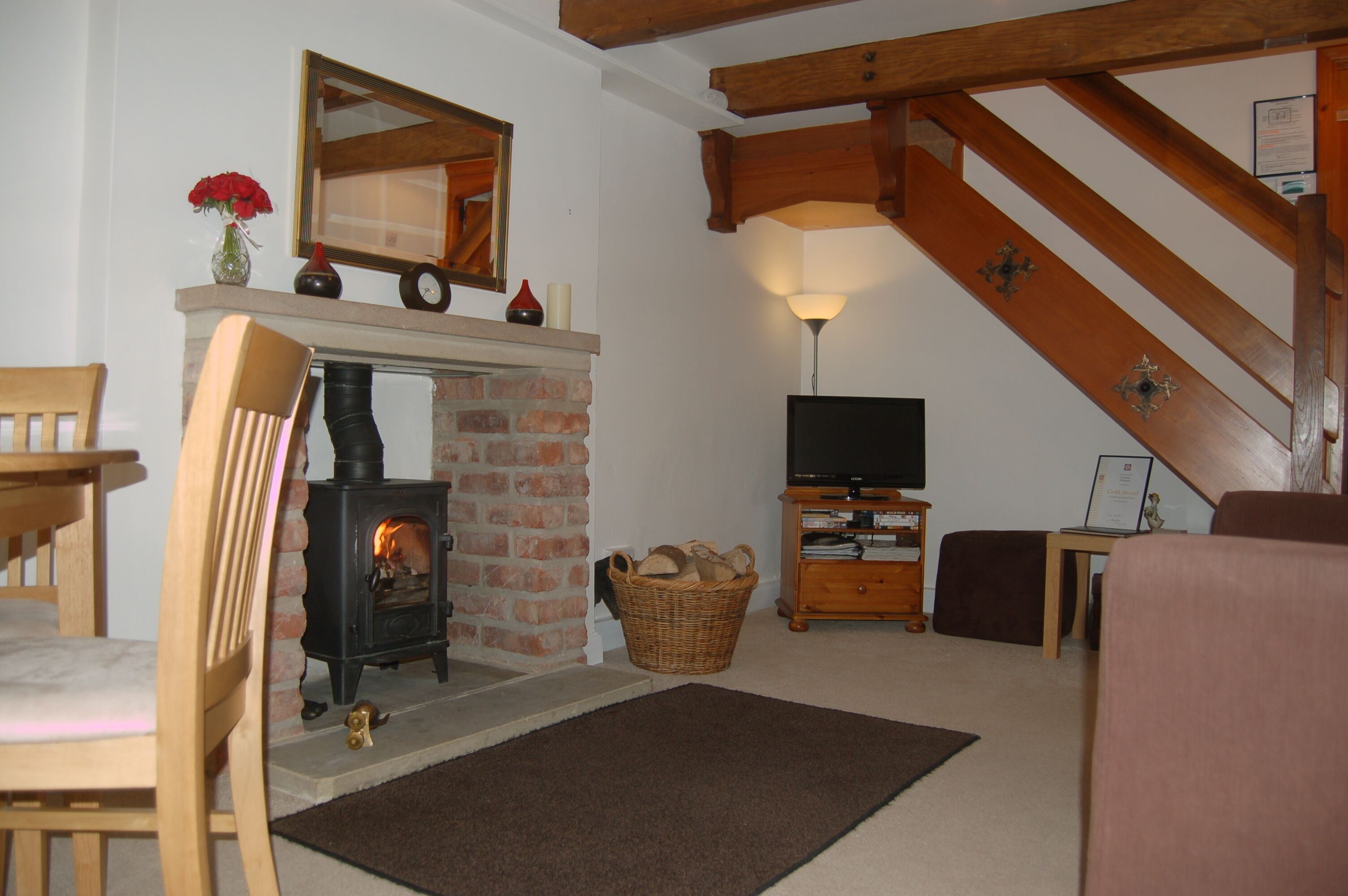 Romantic Cottage for two In Monyash. Exposed beams and logburning stove.