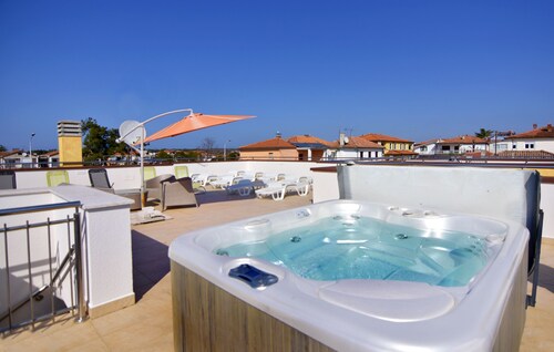 Villa Alpa, majoitus Punta-Umagissa, ilmastointi, WiFi, ilmainen pysäköinti 