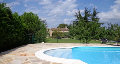 Modernised local stone-built farmhouse, very quiet, large garden for families