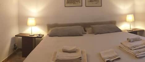 1 Schlafzimmer, WLAN, Bettwäsche