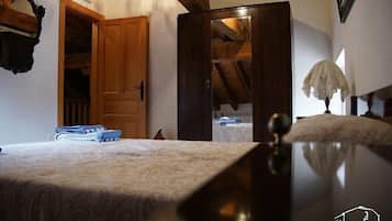 5 slaapkamers, een strijkplank/strijkijzer, wifi, beddengoed
