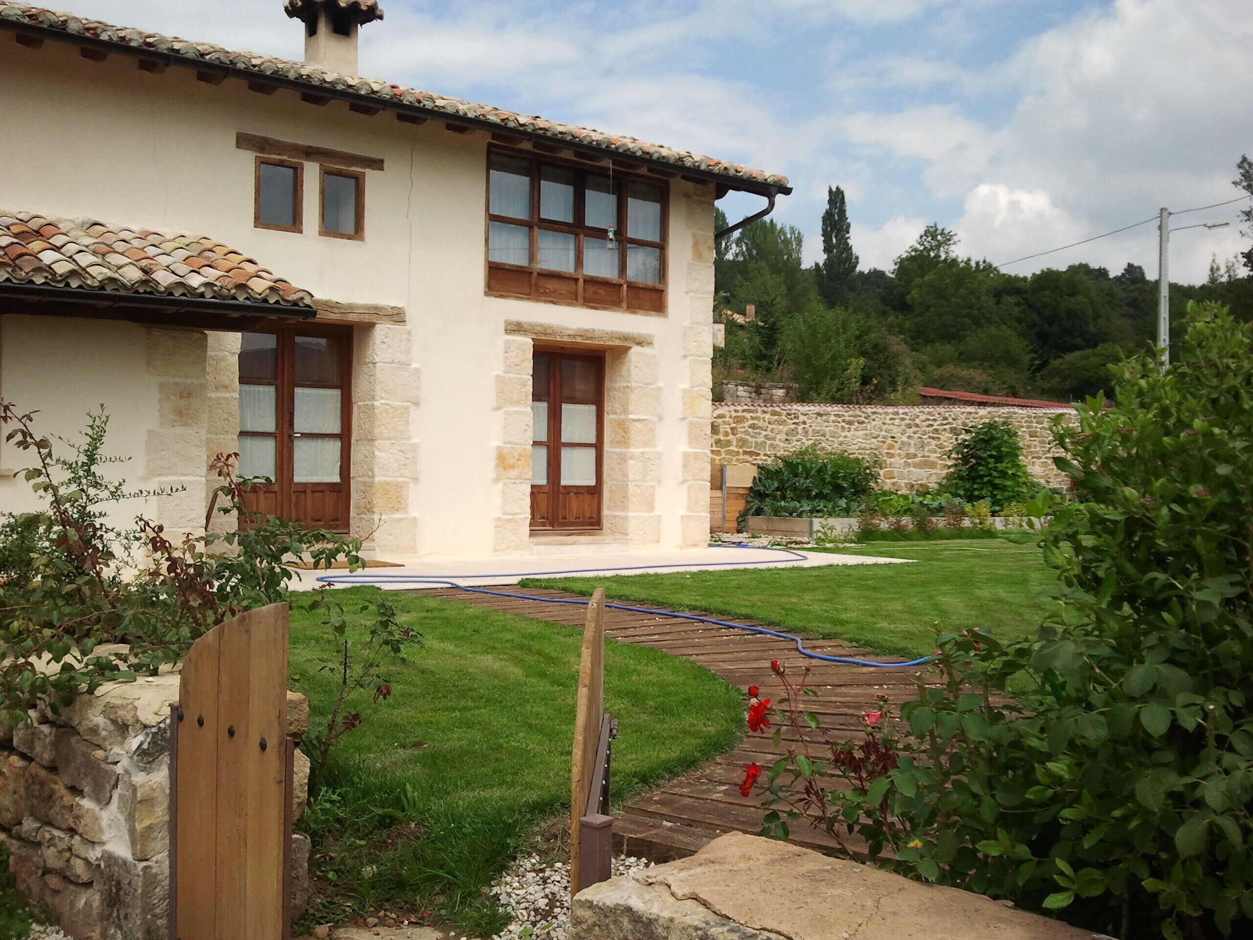 Guareña rural house, for 4 people (full rental)