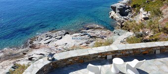 Fantastic house on the waterfront with direct access to the sea, in Koundouros