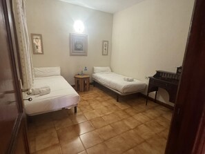 2 habitaciones, internet y ropa de cama 