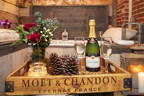 Interior - The Cowshed 5* Barns (Wrenbury, Nr Nantwich)