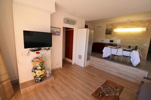 Interior - Three bedroom apartment with sea views (Empuriabrava)
