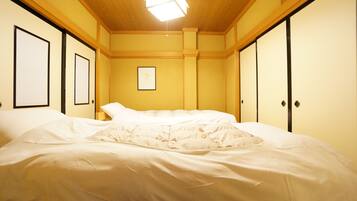 Private Vacation Home | 3 bedrooms, in-room safe, individually decorated, individually furnished