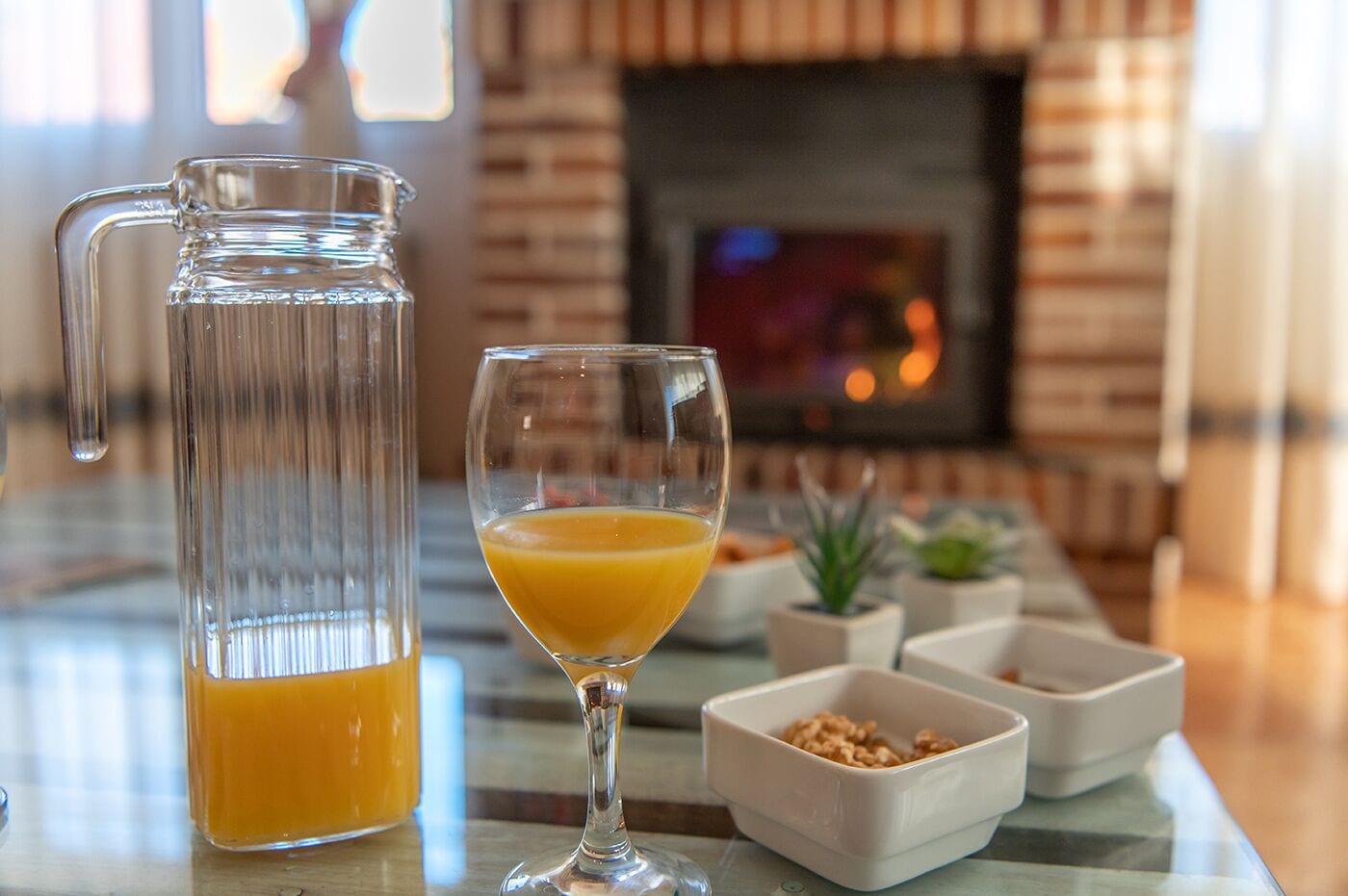 One. Entreacebedas House. At 1 hr. from Madrid. Garden, barbecue, fireplace, free wifi