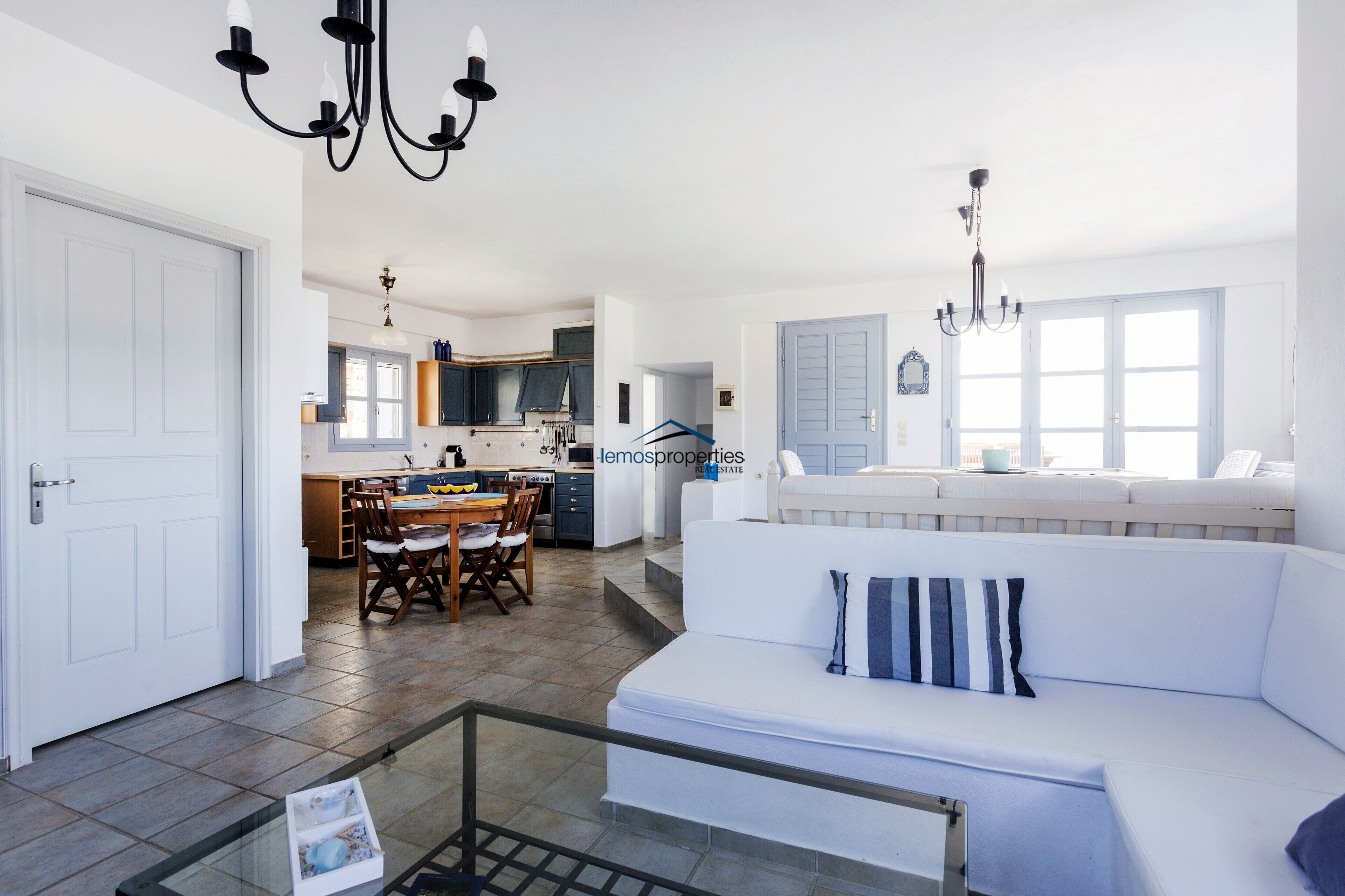 Elegant and charming Villa Petra & Thea with a swimming pool and great sea view.