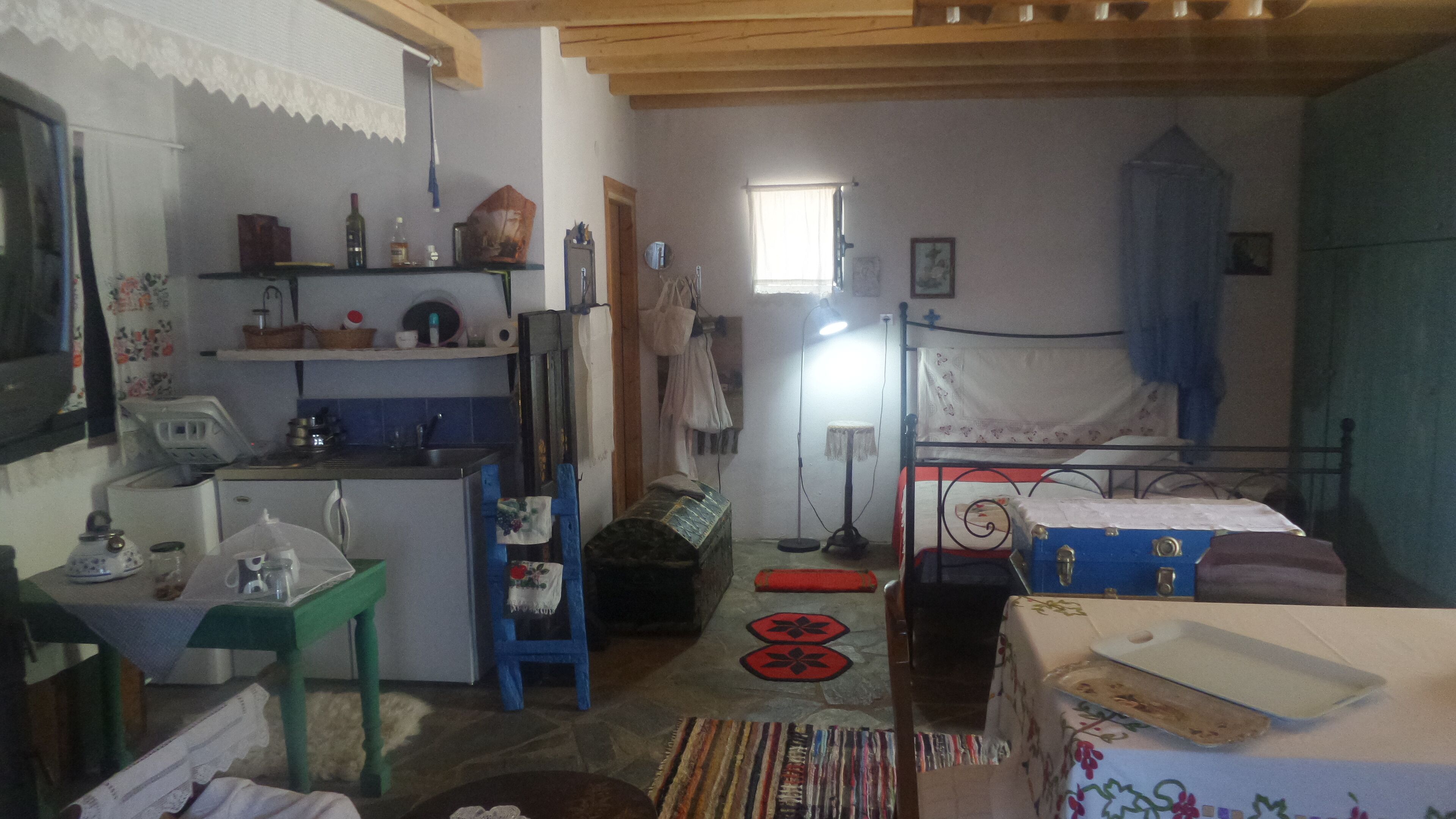 Spitiko Marias, an apartment/ studio in a traditional local tower