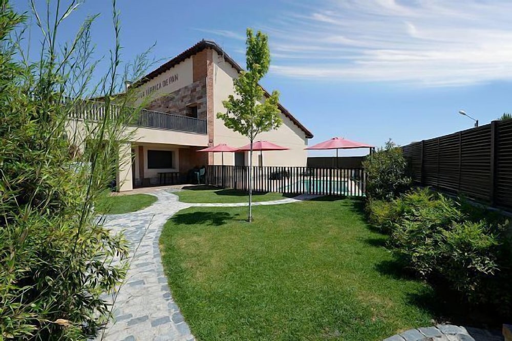 House (full rental) La Fábrica de Pan for 42 people