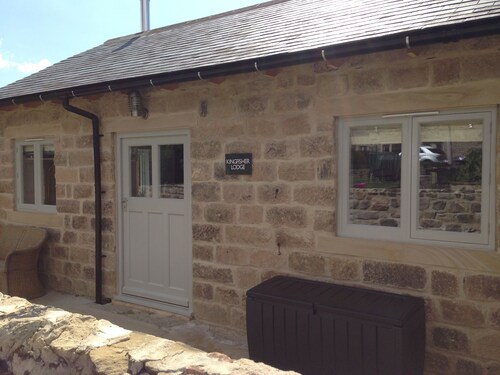 Stone built self-catering lodge in stunning location