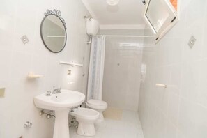 Bathroom - Villa Miramare - Trilo 6 (Mattinata)