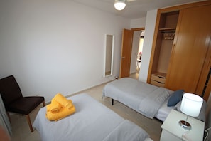 2 chambres, fer et planche Ă repasser, lit parapluie, Wi-Fi gratuit