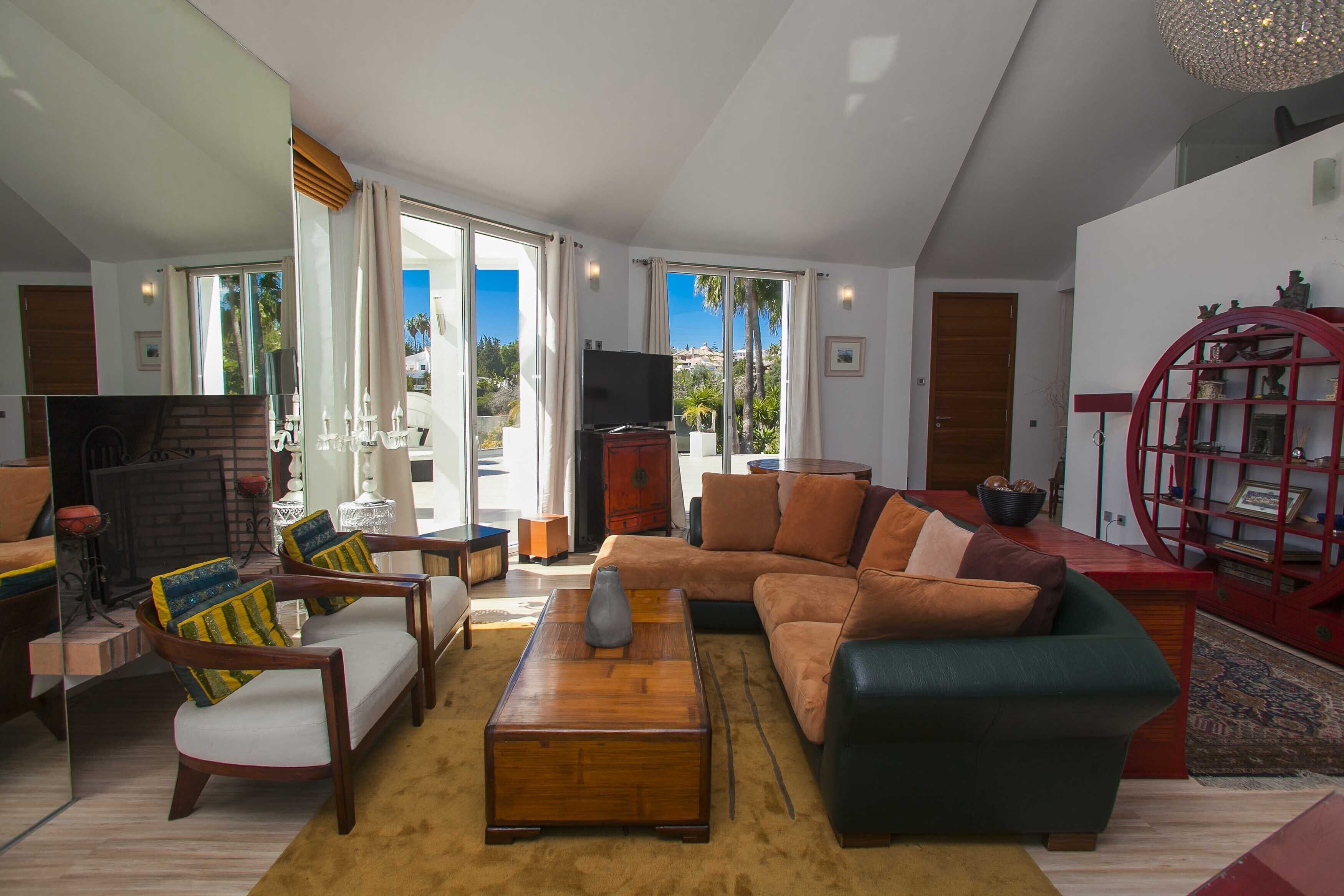 Luxurious newly built Villa