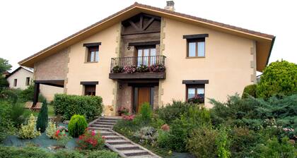 THE GOLF VILLA. HOUSING IN A NATURAL ENVIRONMENT WITH A SPECIAL CHARM.