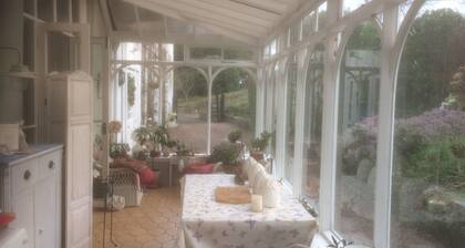 Abbotsham Court- country house set in 2 acres close to South west coast path